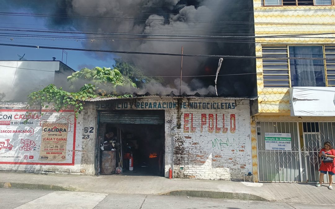INCENDIO EN TALLER DE MOTOS EN CÓRDOBA