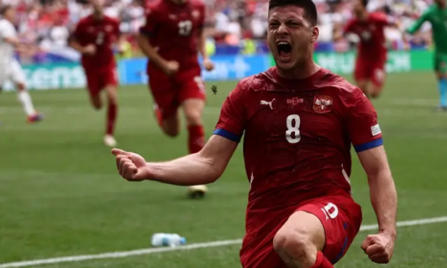 Serbia consigue un agónico empate ante Eslovenia en la última jugada