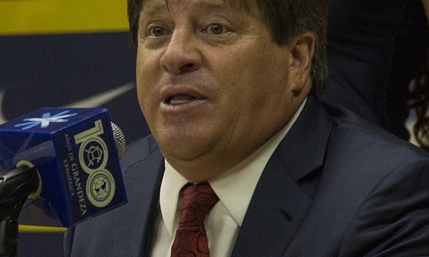 Miguel «Piojo» Herrera debuta como director técnico de Costa Rica enfrentando a Estados Unidos y Mauricio Pochettino