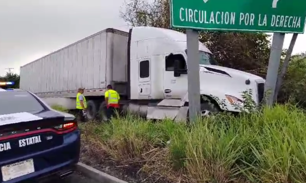 Grave accidente sobre la carretera Veracruz-Xalapa en la carretera  180