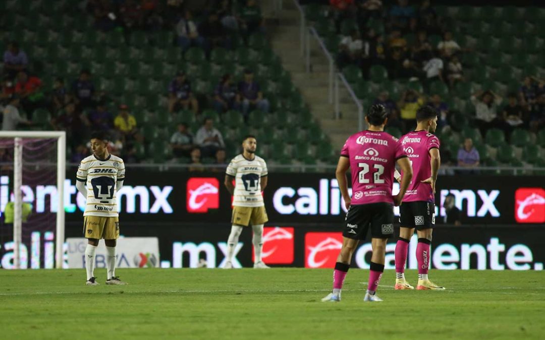 Pumas derrota a Mazatlán con gol agónico de Piero Quispe