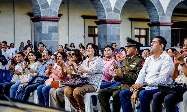 Con éxito se presentó en San Andrés Tuxtla la Banda de Música de la Sexta Región Militar.