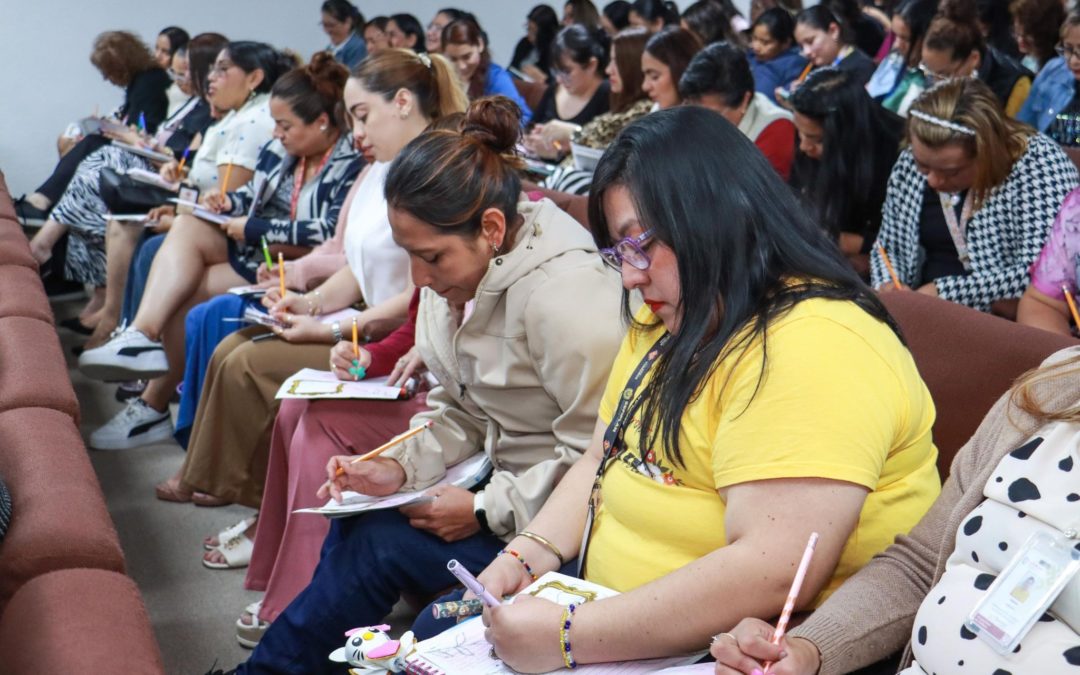 Más de 120 servidoras públicas participan en taller de empoderamiento