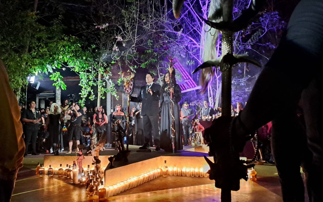 El Brujo Mayor celebra 13 años de la Misa Negra en Catemaco