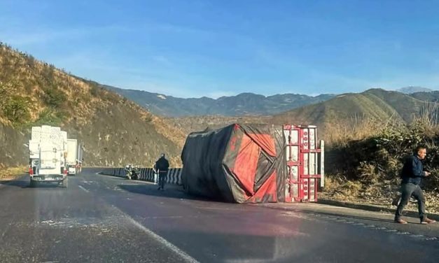 VOLCO TORTON EN CUMBRES DE MALTRATA