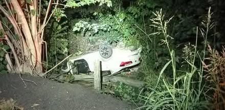 Ebrio, militar vuelca en su coche cerca de La Gloria