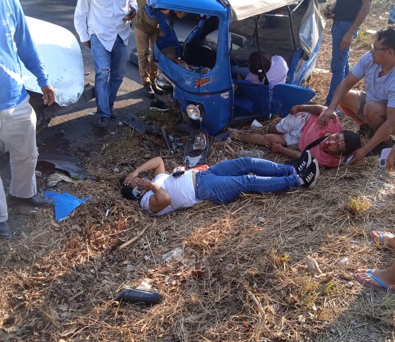 GRAVE ACCIDENTE EN VARGAS, VERACRUZ