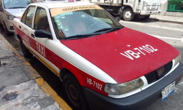 Taxistas de la conurbación piden que la tarifa mínima de 50 pesos