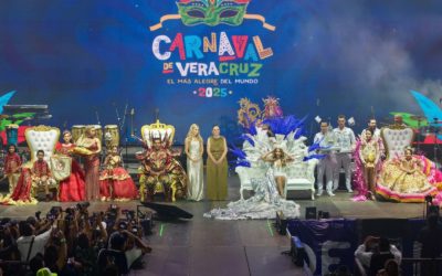 La gobernadora Rocío Nahle y la alcaldesa Paty Lobeira coronan a la Corte Real del Carnaval de Veracruz 2025