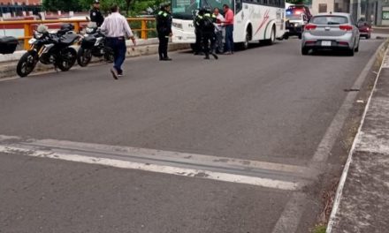 Asaltan autobús de la línea Plateados en Fortín; lo seguían desde Córdoba