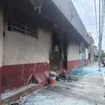 Tras incendio en alrededores de Cruz Roja, vecinos piden apoyo para retirar a indigentes