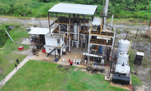 ? Localizan “mini‑refinería” de huachicol en Veracruz; aseguran medio millón de litros de crudo