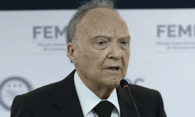 Salvador García Soto revela nota médica del fiscal Gertz Manero; pide esclarecer su estado de salud tras cateterismo
