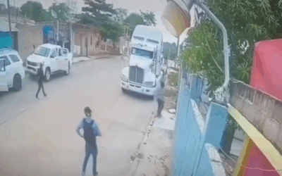 EMPRESARIO TRANSPORTISTA EVITÓ QUE FUERA SECUESTRAD0 EN ACAYUCAN, ROCÍO NAHLE NO PUEDE CON LA SEGURIDAD