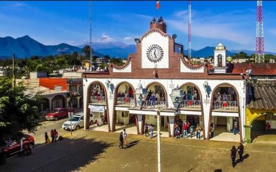 Cesan la cuatro funcionarios en Ixhuatlán del Café, uno de ellos por extorsión a familia vulnerable
