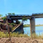 🟥 Amagan con bloqueo en la carretera Santiago Tuxtla-Isla; exigen verdadera rehabilitación
