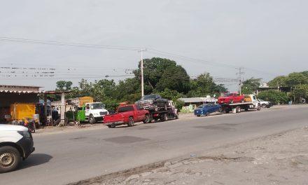 Aseguran taller clandestino, muere Policía Estatal durante enfrentamiento