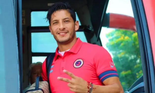 Ángel Reyna regresa al fútbol veracruzano con el Racing FC Porto Palmeiras