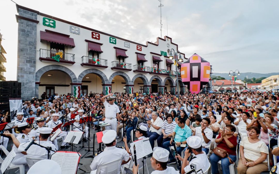 𝗟𝗮 𝗢𝗿𝗾𝘂𝗲𝘀𝘁𝗮 𝗦𝗶𝗻𝗳ó𝗻𝗶𝗰𝗮 𝗱𝗲 𝗹𝗮 𝗦𝗲𝗰𝗿𝗲𝘁𝗮𝗿í𝗮 𝗱𝗲 𝗠𝗮𝗿𝗶𝗻𝗮 𝗱𝗲𝗹𝗲𝗶𝘁𝗮 𝗮 𝗦𝗮𝗻 𝗔𝗻𝗱𝗿é𝘀 𝗧𝘂𝘅𝘁𝗹𝗮 𝗰𝗼𝗻 𝗰𝗼𝗻𝗰𝗶𝗲𝗿𝘁𝗼 𝗴𝗿𝗮𝘁𝘂𝗶𝘁𝗼