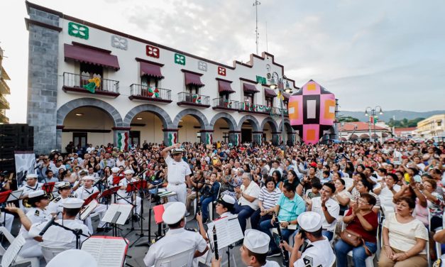 𝗟𝗮 𝗢𝗿𝗾𝘂𝗲𝘀𝘁𝗮 𝗦𝗶𝗻𝗳ó𝗻𝗶𝗰𝗮 𝗱𝗲 𝗹𝗮 𝗦𝗲𝗰𝗿𝗲𝘁𝗮𝗿í𝗮 𝗱𝗲 𝗠𝗮𝗿𝗶𝗻𝗮 𝗱𝗲𝗹𝗲𝗶𝘁𝗮 𝗮 𝗦𝗮𝗻 𝗔𝗻𝗱𝗿é𝘀 𝗧𝘂𝘅𝘁𝗹𝗮 𝗰𝗼𝗻 𝗰𝗼𝗻𝗰𝗶𝗲𝗿𝘁𝗼 𝗴𝗿𝗮𝘁𝘂𝗶𝘁𝗼