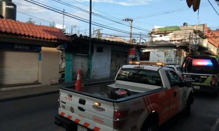 LA DEJAN ENCERRADA POR QUEDARSE DORMIDA DENTRO DE UN BAR