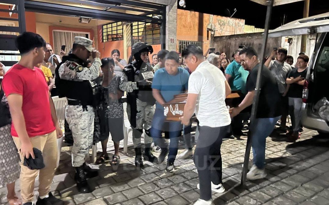 Arriban cuatro de los cinco cuerpos de la familia Durán Salazar a SanAndrésTuxtla