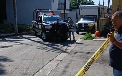 🛑Balean camioneta de custodios del penal de la toma de Amatlan hay un persona sin vida se asé un despliegue operativo en Toda la zona 🛑