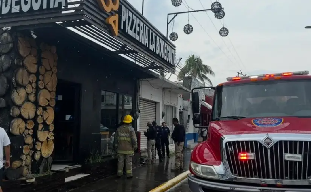 Conato de incendio en local comercial en Boca del Río