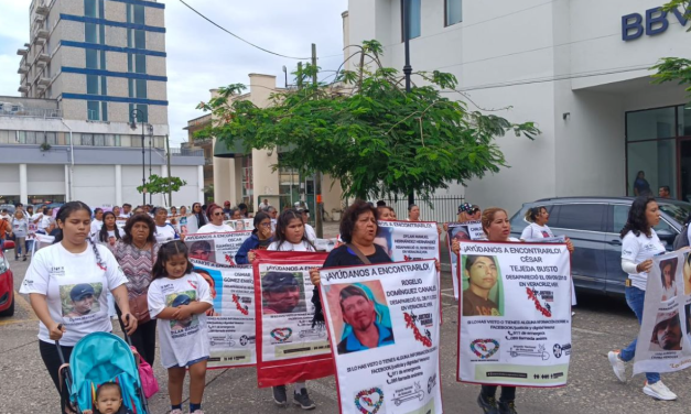 Marchan por los desaparecidos en Veracruz; “cada vez hay más”