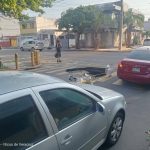 VECINOS REPORTAN SOCAVON QUE PONE EN PELIGRO A LA CIUDADANOS EN LA COLONIA FLORES MAGÓN