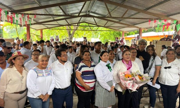 MATERIAL DE REHABILITACIÓN MOBILIARIO Y EQUIPO ESCOLAR 10 PRIMARIAS MÁS
