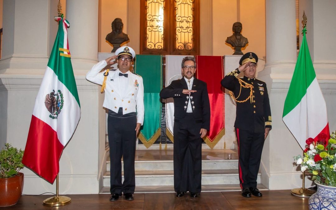 Vestide de «charre», el Embajador de México en Italia levanta polémica por su atuendo para celebrar El Grito
