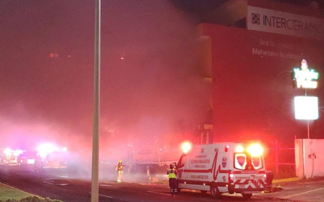 INCENDIO PONE EN ALERTA A LAS AUTORIDADES DEL MUNICIPIO DE ALVARADO