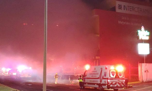 INCENDIO PONE EN ALERTA A LAS AUTORIDADES DEL MUNICIPIO DE ALVARADO