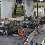 Aumentan muertes y heridos tras explosión de pipa en Iztapalapa; señalan exceso de velocidad y posibles irregularidades