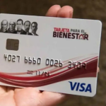 Entregan tarjetas para pensiones del Bienestar: ¿A quiénes?
