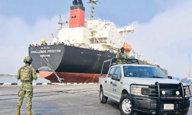 Revelan red de huachicol fiscal operando en Veracruz y varios puertos del país