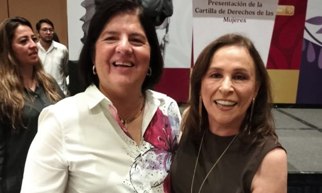 Alcaldesa sanandrescana asiste a presentaciรณn de la Cartilla de Derechos de las Mujeres en Boca del Rรญo