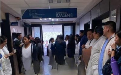 🏥𝗣𝗥𝗢𝗧𝗘𝗦𝗧𝗔 𝗗𝗘 𝗧𝗥𝗔𝗕𝗔𝗝𝗔𝗗𝗢𝗥𝗘𝗦 𝗗𝗘𝗟 𝗛𝗢𝗦𝗣𝗜𝗧𝗔𝗟 𝗖𝗢𝗩𝗔𝗗𝗢𝗡𝗚𝗔; 𝗗𝗘𝗡𝗨𝗡𝗖𝗜𝗔𝗡 𝗙𝗔𝗟𝗧𝗔 𝗗𝗘 𝗣𝗔𝗚𝗢 𝗬 𝗔𝗠𝗘𝗡𝗔𝗭𝗔𝗦