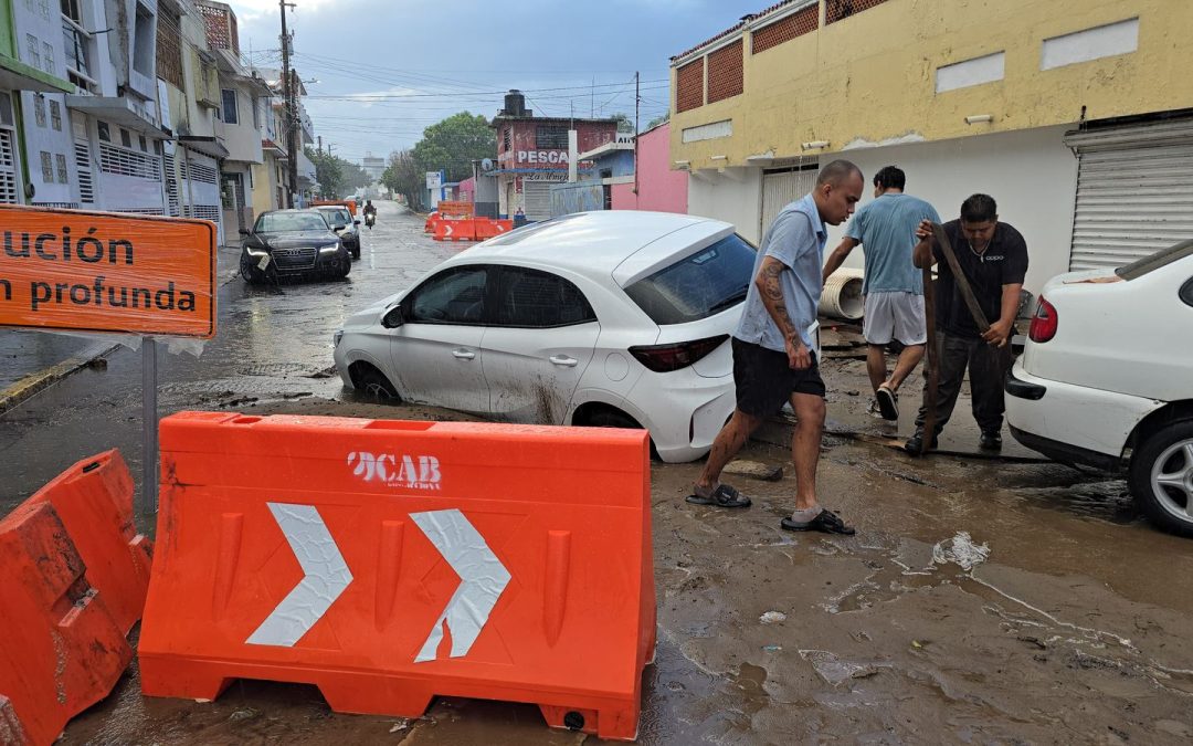 VOLCADURAS, ACCIDENTES Y SOCAVÓN EN VERACRUZ PUERTO