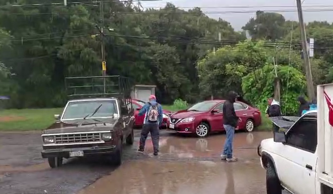 PÉSIMAS CONDICIONES DE LA CARRETERA CIUDAD MENDOZA – TEHUACAN