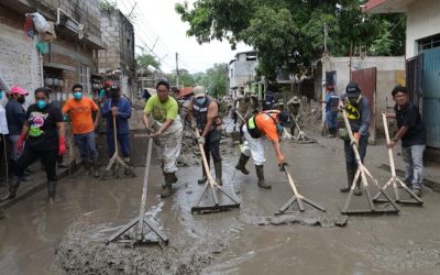 OBLIGAN TRABAJADORES PARA AYUDAR A DAMNIFICADOS DEL NORTE DE VERACRUZ