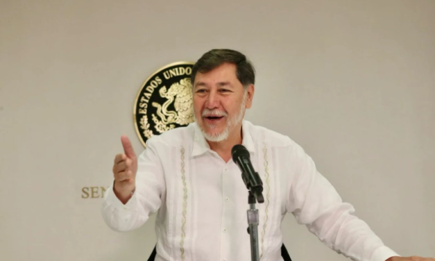 Fernández Noroña suma un nuevo enredo tras pedir licencia para visitar Palestina