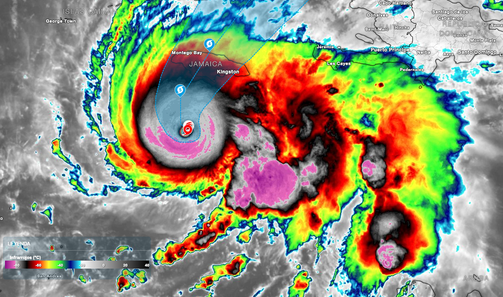 El huracán ‘Melissa’ se fortalece con vientos de 295 km/h antes de tocar tierra en Jamaica