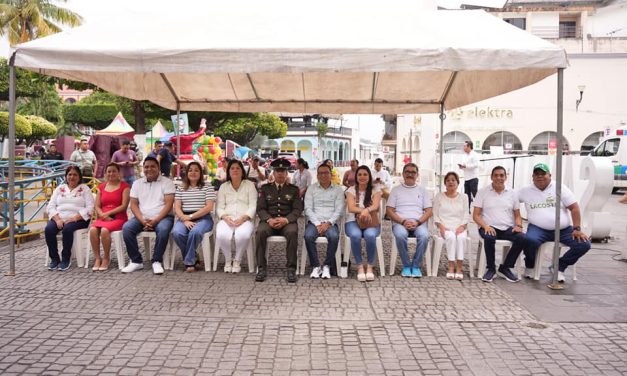 𝗔𝗹𝗰𝗮𝗹𝗱𝗲𝘀𝗮 𝘆 𝗲𝗱𝗶𝗹𝗲𝘀 𝗱𝗲 𝗦𝗮𝗻 𝗔𝗻𝗱𝗿é𝘀, 𝗽𝗿𝗲𝘀𝗶𝗱𝗲𝗻 𝗱𝗲𝘀𝗳𝗶𝗹𝗲 𝗰í𝘃𝗶𝗰𝗼 𝗰𝗼𝗻𝗺𝗲𝗺𝗼𝗿𝗮𝘁𝗶𝘃𝗼 𝗽𝗼𝗿 𝗥𝗲𝘃𝗼𝗹𝘂𝗰𝗶ó𝗻 𝗠𝗲𝘅𝗶𝗰𝗮𝗻𝗮.