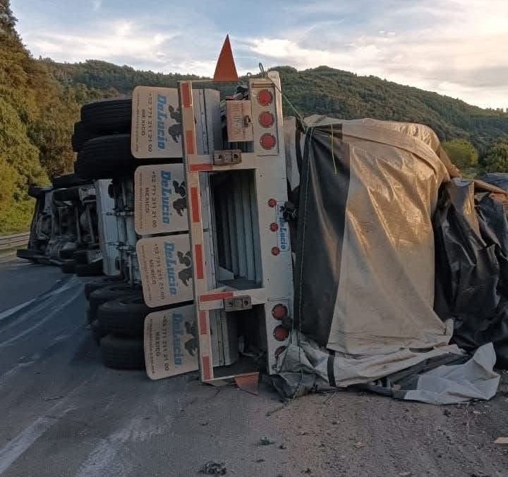 : 🚨 ⚠️ CIERRE DE CIRCULACIÓN EN AUTOPISTA PUEBLA–ORIZABA ⚠️ 🚨