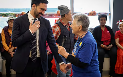 Cien mil voluntarios y un millón de puertas tocadas: la histórica campaña de Zohran Mamdani para la alcaldía de Nueva York
