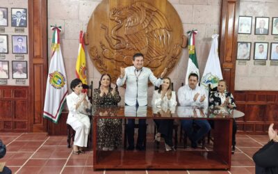 El día de hoy se llevó a cabo el primer acercamiento de trabajo con la administración municipal de la Alcaldesa Milen Cuevas Domínguez, con el objetivo de iniciar el diálogo y tomar acuerdos en el proceso de entrega–recepción de la administración.