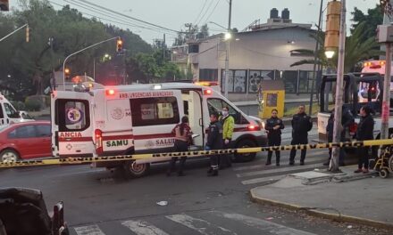 DURANTE INCENDIO FALL3CEN DOS MUJERES