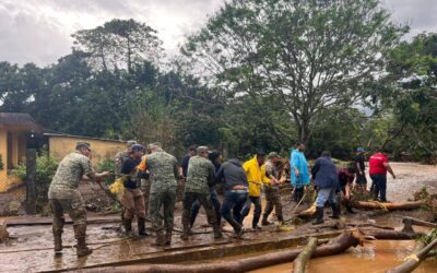 EJERCITO MEXICANO ACTIVA PLAN D-III-E POR DESBORDAMIENTO DEL RÍO TECOLAPAN ANGEL R. CABADA